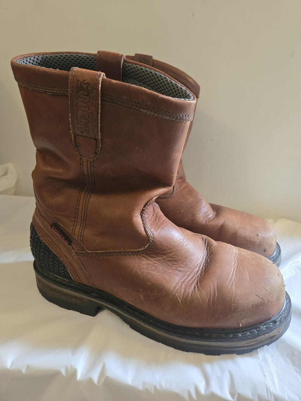 Rocky Mens Sz10.5,RKYK088, EZ Out Heel ,Steel Toe Work Boots